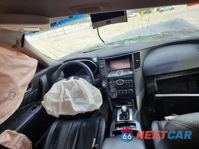Zdjęcie 8 z 14 samochodu: 2017 INFINITI QX70 VIN:JN8CS1MU5HM140919 - miniatura