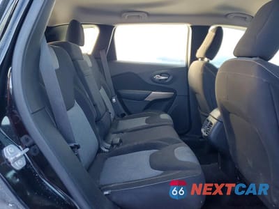Zdjęcie 11 z 13 samochodu: 2017 JEEP CHEROKEE SPORT VIN:1C4PJMAS5HD218152 - miniatura