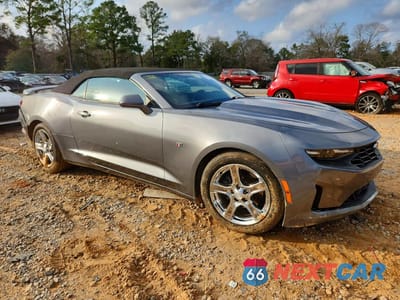 Czwarte zdjęcie samochodu z boku: 2020 CHEVROLET CAMARO LS VIN:1G1FB3DX0L0119306 - miniatura