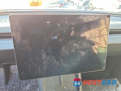 Zdjęcie 9 z 13 samochodu: 2025 TESLA MODEL 3 VIN:5YJ3E1EB5SF912464 - miniatura