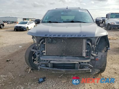 Piąte zdjęcie samochodu w środku: 2021 FORD EXPEDITION LIMITED VIN:1FMJU1KT2MEA33138 - miniatura