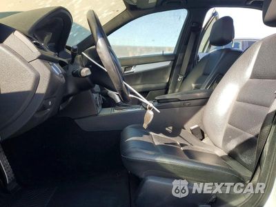 Zdjęcie 7 z 12 samochodu: 2008 MERCEDES-BENZ C-CLASS VIN:WDDGF54X98F032817 - miniatura