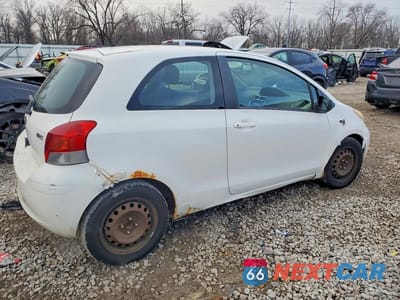 Trzecie zdjęcie samochodu z tyłu: 2009 TOYOTA YARIS BASE VIN:JTDJT903395258524 - miniatura