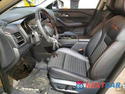 Zdjęcie 7 z 13 samochodu: 2025 NISSAN ROGUE VIN:5N1BT3BBXSC826187 - miniatura