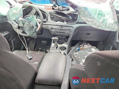 Zdjęcie 8 z 14 samochodu: 2022 KIA SPORTAGE LX VIN:KNDPMCAC9N7973616 - miniatura