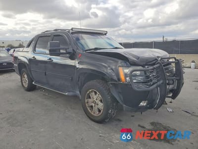 Czwarte zdjęcie samochodu z boku: 2013 CHEVROLET AVALANCHE LT VIN:3GNTKFE79DG344306 - miniatura