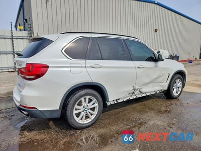 Trzecie zdjęcie samochodu z tyłu: 2015 BMW X5 SDRIVE35I VIN:5UXKR2C56F0H37022 - miniatura
