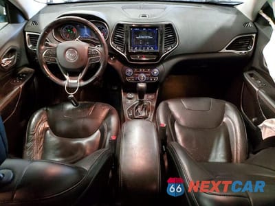 Zdjęcie 8 z 13 samochodu: 2019 JEEP CHEROKEE LIMITED VIN:1C4PJMDX6KD435434 - miniatura