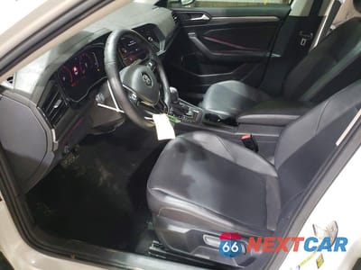 Zdjęcie 7 z 12 samochodu: 2019 VOLKSWAGEN JETTA SEL VIN:3VWE57BU8KM012023 - miniatura
