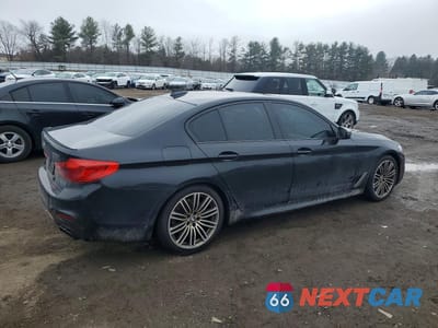 Trzecie zdjęcie samochodu z tyłu: 2019 BMW M550XI VIN:WBAJB9C53KB465225 - miniatura