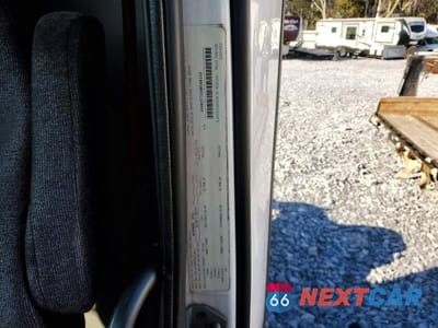 Zdjęcie 10 z 10 samochodu: 2017 VOLVO VNL SEMI TRUCK VIN:4V4N39TG0HN988104 - miniatura