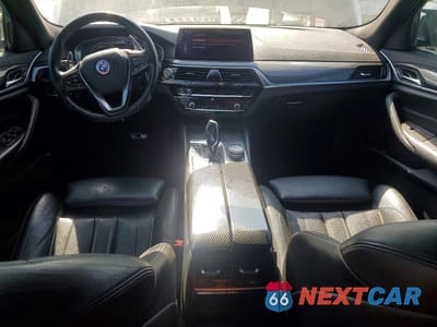 Zdjęcie 8 z 12 samochodu: 2018 BMW 530 I VIN:WBAJA5C59JWA39299 - miniatura
