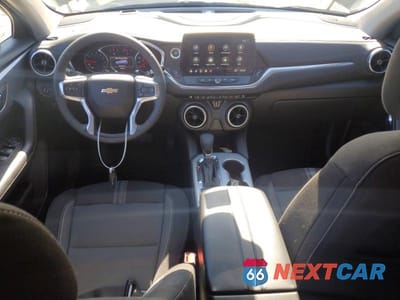 Zdjęcie 8 z 14 samochodu: 2023 CHEVROLET BLAZER 2LT VIN:3GNKBCR49PS167283 - miniatura