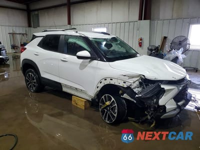 Czwarte zdjęcie samochodu z boku: 2026 CHEVROLET TRAILBLAZER LT VIN:KL79MRSL4TB111020 - miniatura