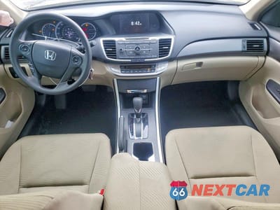 Zdjęcie 8 z 12 samochodu: 2015 HONDA ACCORD LX VIN:1HGCR2F37FA003689 - miniatura