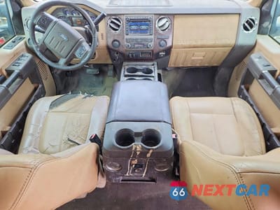 Zdjęcie 8 z 11 samochodu: 2011 FORD F350 SUPER DUTY VIN:1FT8W3DT6BEA21870 - miniatura