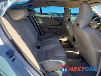 Zdjęcie 10 z 13 samochodu: 2016 VOLVO S60 PLATINUM VIN:LYV402FM6GB097130 - miniatura