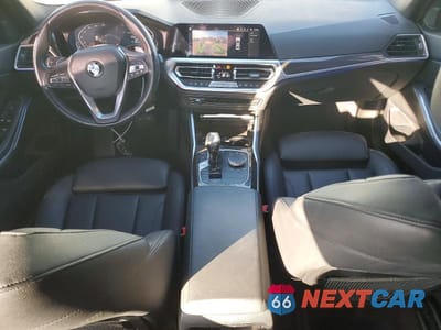 Zdjęcie 8 z 12 samochodu: 2019 BMW 330I VIN:WBA5R1C55KFH19544 - miniatura