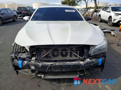 Piąte zdjęcie samochodu w środku: 2013 BMW Motorrad M5 VIN:WBSFV9C58DC773304 - miniatura