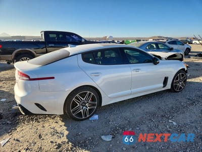 Trzecie zdjęcie samochodu z tyłu: 2022 KIA STINGER GT2 VIN:KNAE55LC5N6101658 - miniatura