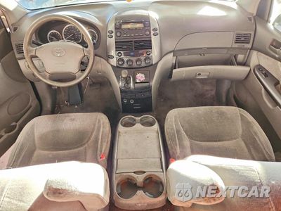Zdjęcie 8 z 13 samochodu: 2006 TOYOTA SIENNA CE VIN:5TDZA23C66S489502 - miniatura