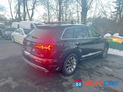 Czwarte zdjęcie samochodu z boku: 2018 AUDI Q7 PRESTIGE VIN:WA1VAAF74JD034766 - miniatura