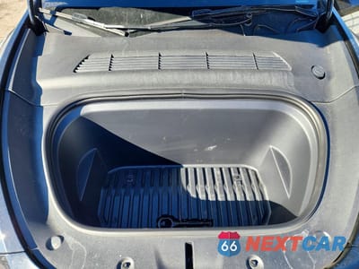 Zdjęcie 11 z 12 samochodu: 2023 TESLA MODEL Y VIN:7SAYGDEE1PA121819 - miniatura