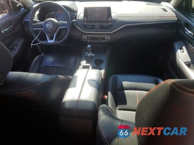 Zdjęcie 8 z 12 samochodu: 2019 NISSAN ALTIMA SR VIN:1N4BL4CV9KC227273 - miniatura