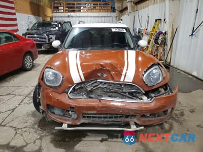 Piąte zdjęcie samochodu w środku: 2018 MINI COOPER COUNTRYMAN ALL4 VIN:WMZYV5C35J3E03594 - miniatura