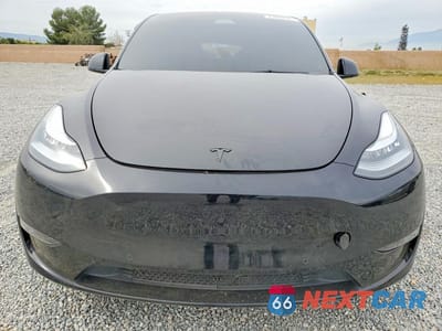 Piąte zdjęcie samochodu w środku: 2021 TESLA MODEL Y VIN:5YJYGDEE6MF215500 - miniatura