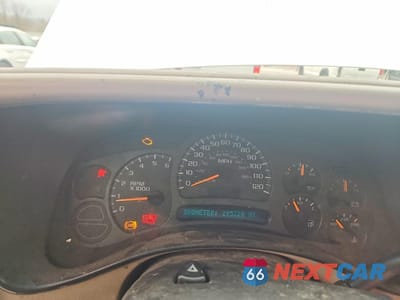 Zdjęcie 9 z 13 samochodu: 2003 CHEVROLET SUBURBAN C1500 VIN:1GNEC16Z13J181673 - miniatura