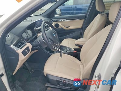 Zdjęcie 7 z 12 samochodu: 2021 BMW X1 XDRIVE28I VIN:WBXJG9C00M5T92070 - miniatura