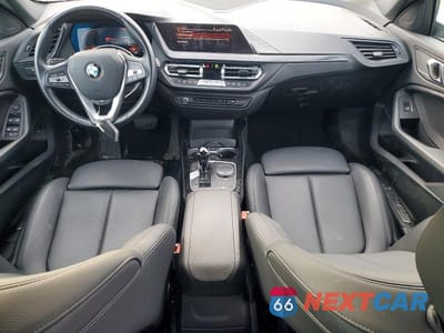 Zdjęcie 8 z 12 samochodu: 2024 BMW 228XI VIN:WBA73AK02R7R27320 - miniatura