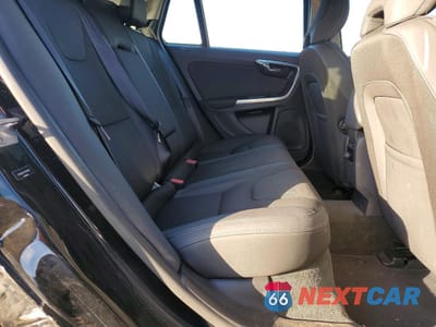 Zdjęcie 11 z 14 samochodu: 2015 VOLVO V60 VIN:YV1612SA4F1194568 - miniatura