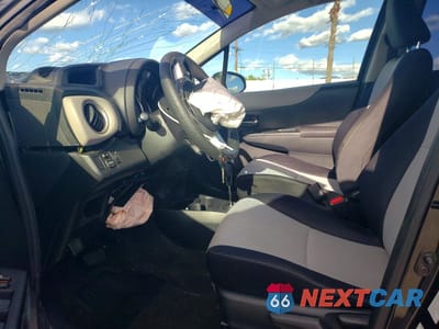 Zdjęcie 7 z 14 samochodu: 2012 TOYOTA YARIS VIN:JTDKTUD33CD510934 - miniatura