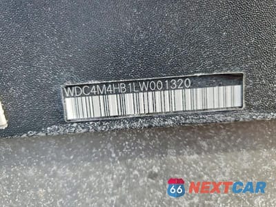 Zdjęcie 12 z 12 samochodu: 2020 MERCEDES-BENZ GLB 250 4MATIC VIN:WDC4M4HB1LW001320 - miniatura