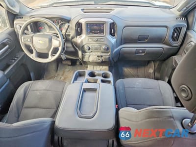 Zdjęcie 8 z 12 samochodu: 2021 CHEVROLET SILVERADO K1500 CUSTOM VIN:1GCRYBEK4MZ373324 - miniatura