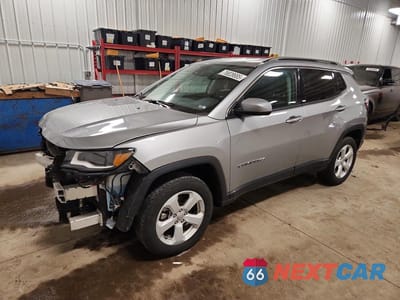 2018 JEEP COMPASS LATITUDE 3C4NJDBB8JT336363 - główne zdjęcie licytacji z USA - miniatura