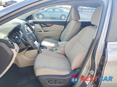 Zdjęcie 7 z 11 samochodu: 2020 NISSAN ROGUE SPORT SV VIN:JN1BJ1CV7LW262881 - miniatura