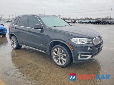 Czwarte zdjęcie samochodu z boku: 2018 BMW X5 SDRIVE35I VIN:5UXKR2C56J0Z21639 - miniatura