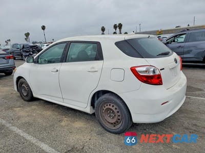 Drugie zdjęcie samochodu z przodu: 2009 TOYOTA COROLLA MATRIX BASE VIN:2T1KU40E29C131093 - miniatura