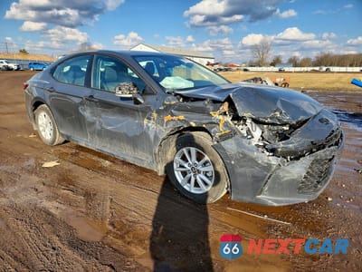 Czwarte zdjęcie samochodu z boku: 2026 TOYOTA CAMRY LE VIN:4T1DAACK1TU672305 - miniatura
