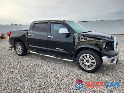 Trzecie zdjęcie samochodu z tyłu: 2010 TOYOTA TUNDRA GRADE VIN:5TFDW5F17AX126989 - miniatura