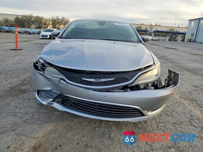 Piąte zdjęcie samochodu w środku: 2015 CHRYSLER 200 LIMITED VIN:1C3CCCAB0FN631711 - miniatura