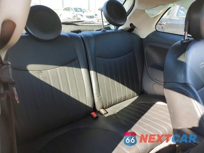 Zdjęcie 10 z 11 samochodu: 2018 FIAT 500 LOUNGE VIN:3C3CFFCH4JT523868 - miniatura