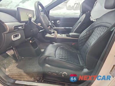 Zdjęcie 7 z 12 samochodu: 2024 GENESIS GV60 PERFORMANCE VIN:KMUKEDSB8RU023013 - miniatura