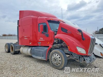 Czwarte zdjęcie samochodu z boku: 2019 PETERBILT 579 SEMI TRUCK VIN:1XPBD49X4KD628562 - miniatura