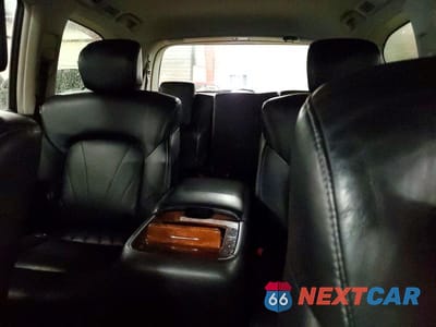 Zdjęcie 10 z 12 samochodu: 2016 INFINITI QX80 VIN:JN8AZ2NEXG9125673 - miniatura