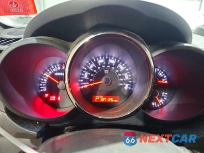 Zdjęcie 9 z 11 samochodu: 2011 KIA SOUL + VIN:KNDJT2A27B7218468 - miniatura