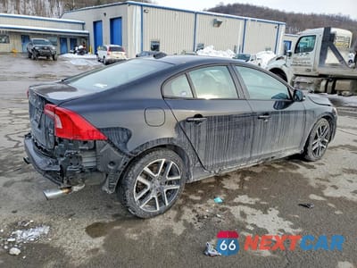 Trzecie zdjęcie samochodu z tyłu: 2017 VOLVO S60 DYNAMIC VIN:YV140MTL2H2420285 - miniatura